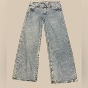 Love Soho Juniors Low Rise Wide Leg Denim Size 5 Relaxed Fit New Without Tags